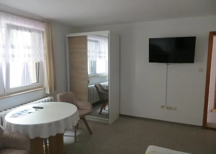 & Zimmervermietung Wolf Pensionat