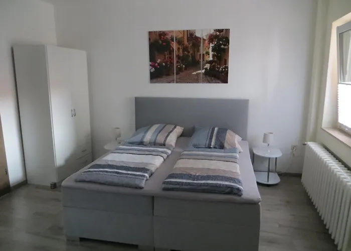 & Zimmervermietung Wolf Pensionat 3*