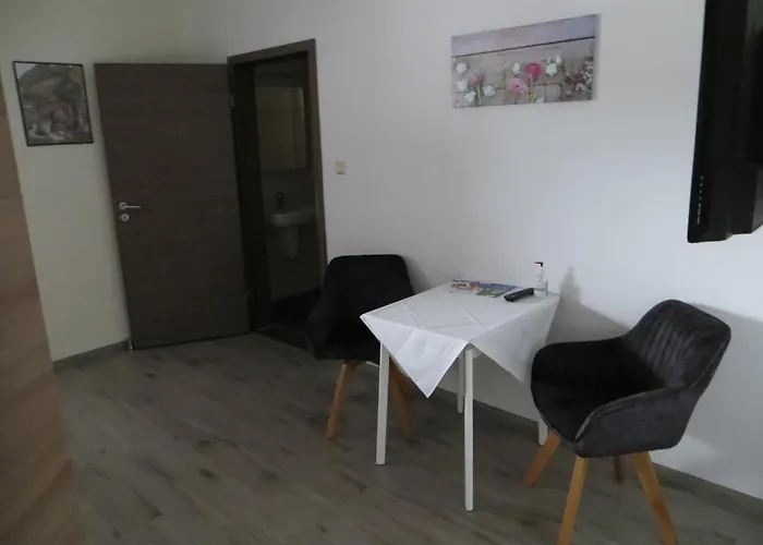 Pensionat & Zimmervermietung Wolf 3*